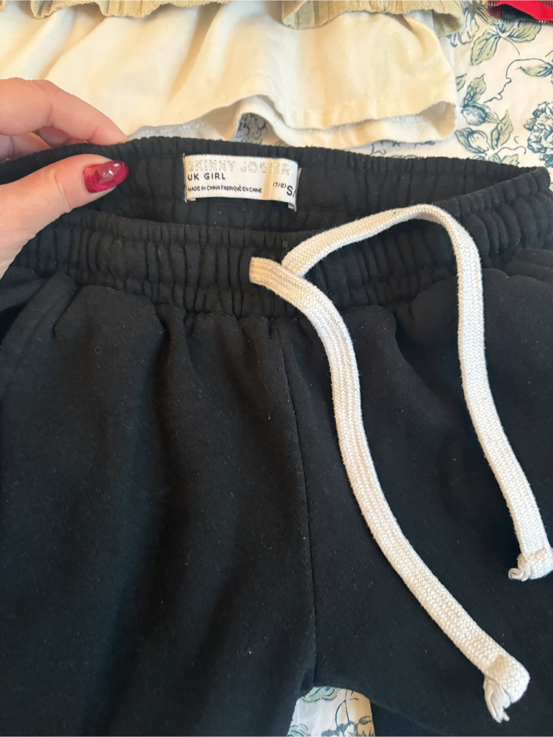 Girls' Clothing Bundle - Size 6-7 - photo 5