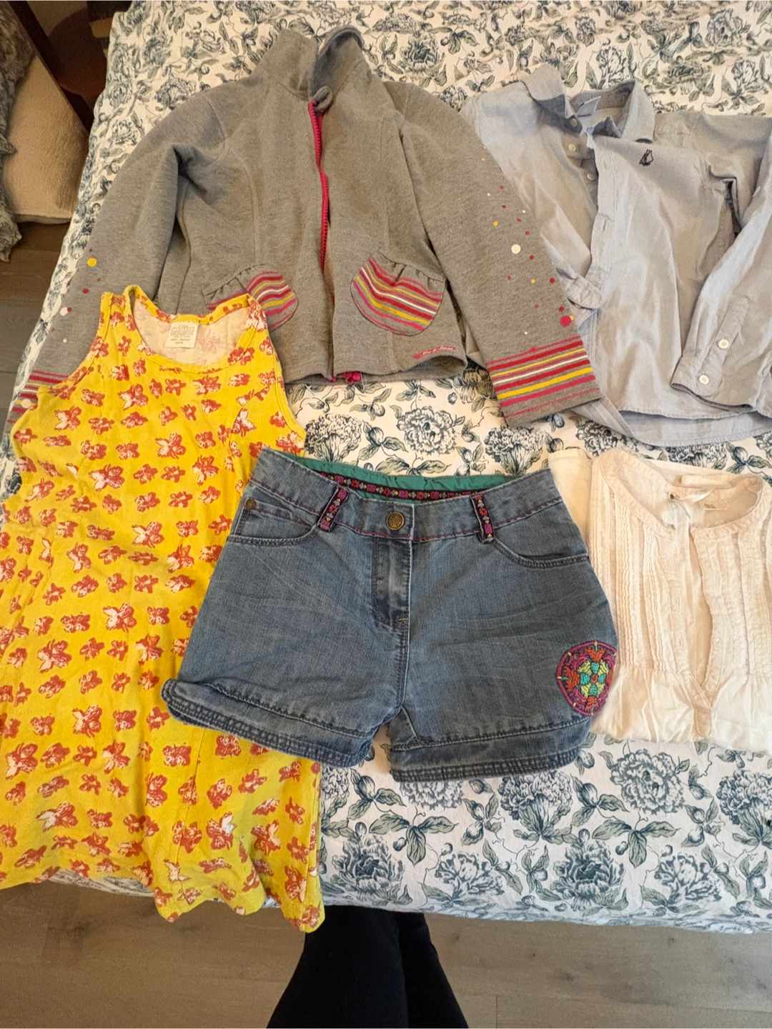 8 y.o. Girls Bundle - photo 2