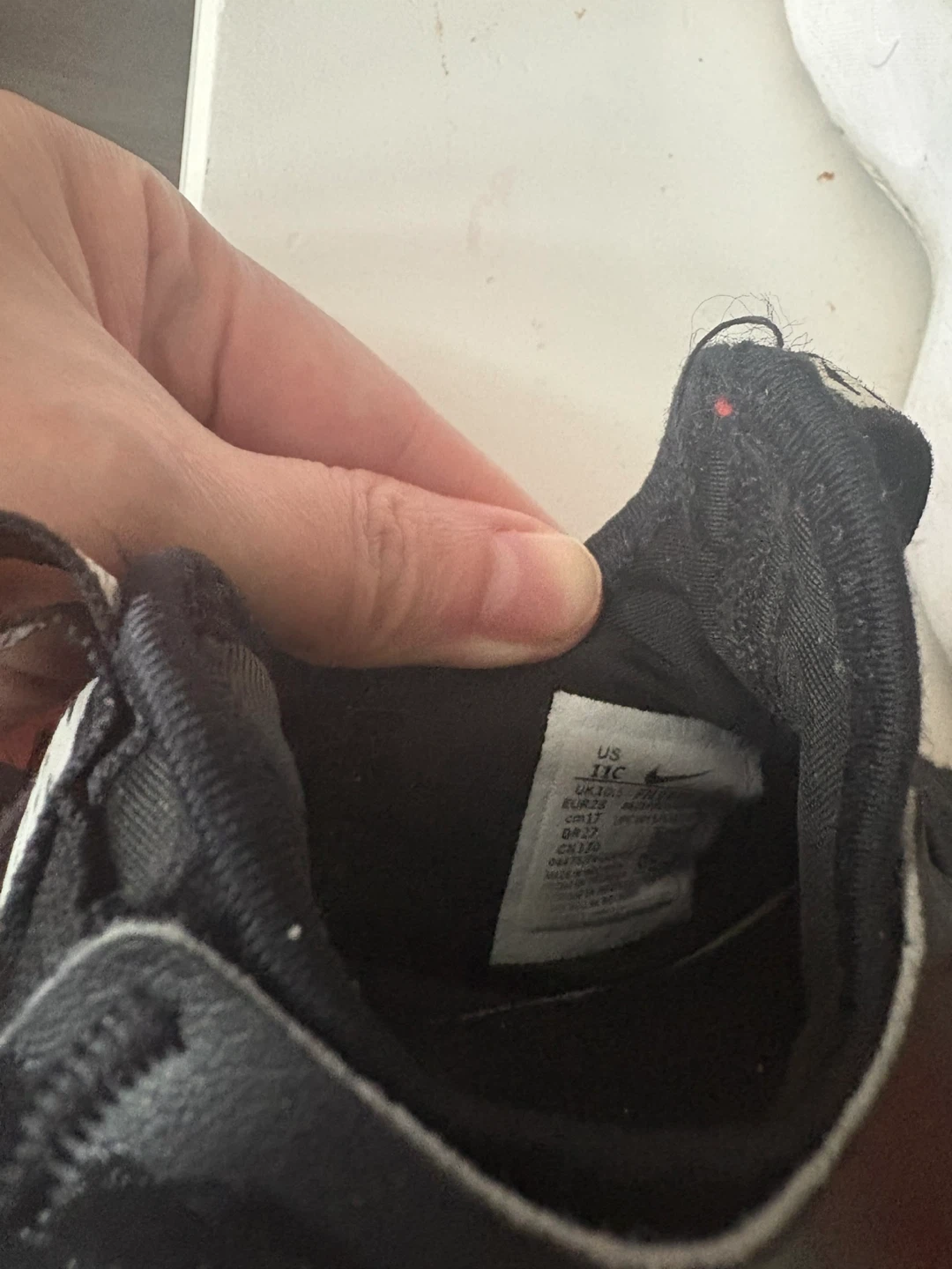 Nike Kids Shoes Black US 11C - photo 3