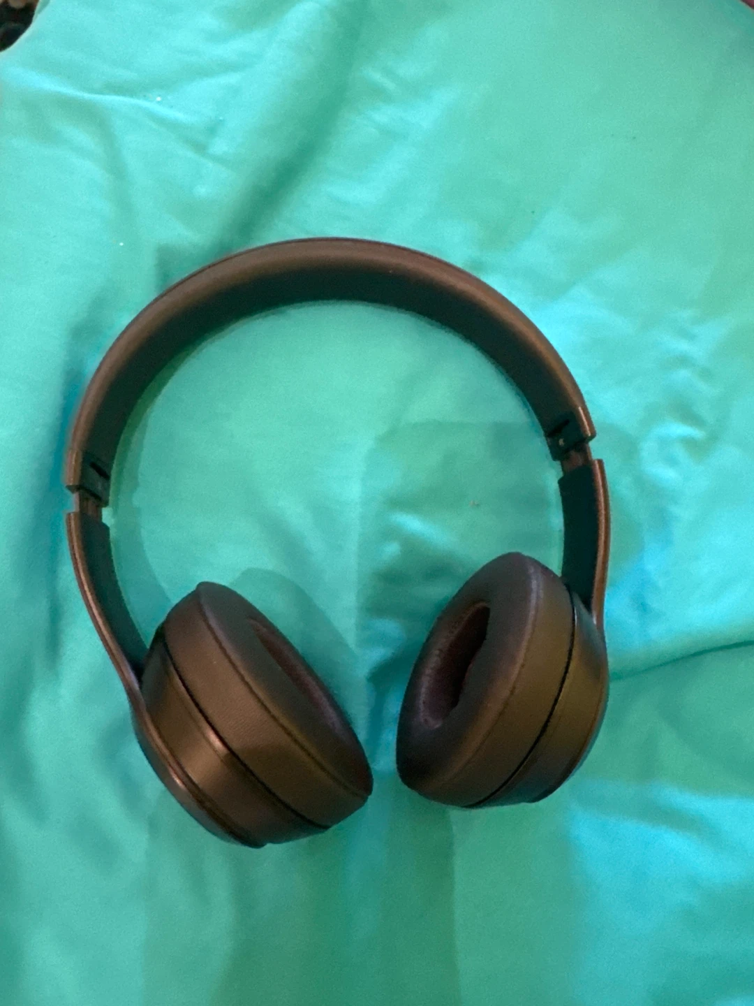 Beats Solo 3 Wireless Headphones - Black