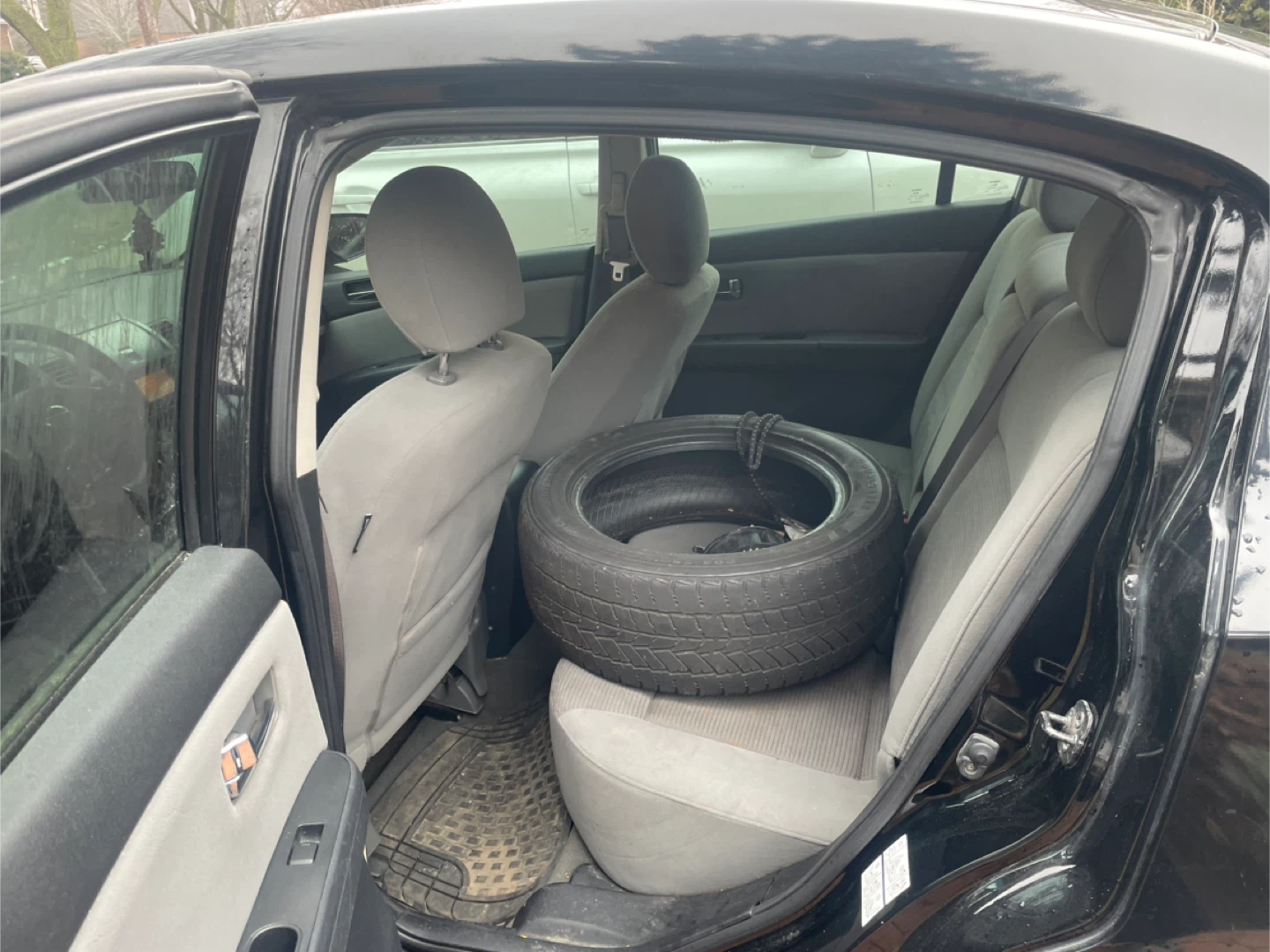 Nissan Sentra Sedan - photo 4