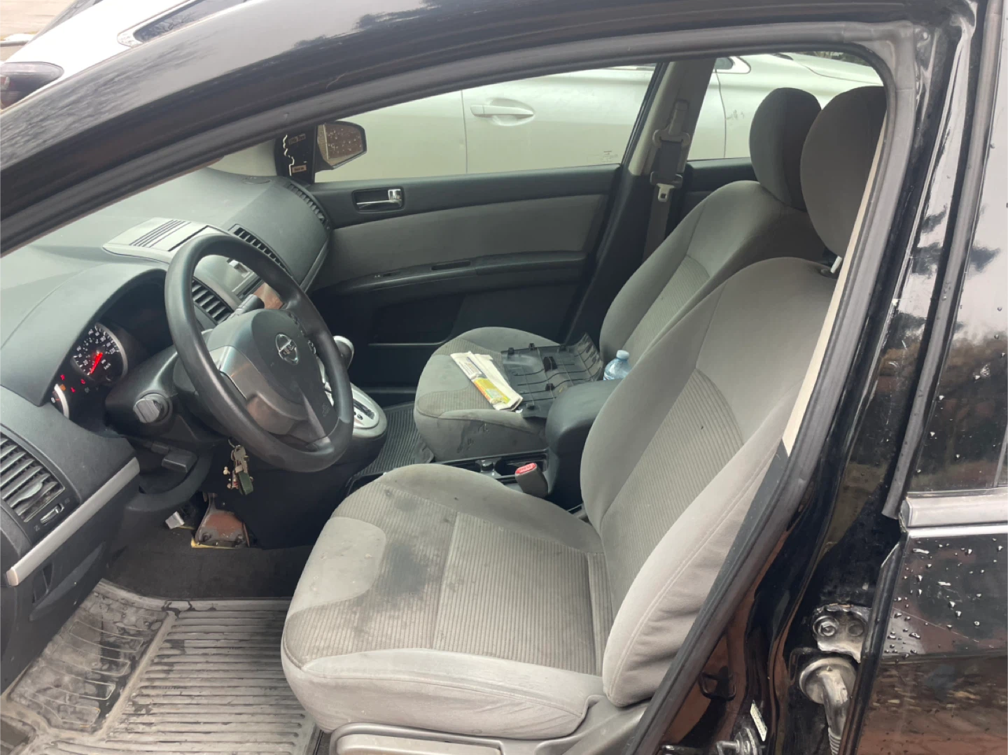 Nissan Sentra Sedan - photo 3