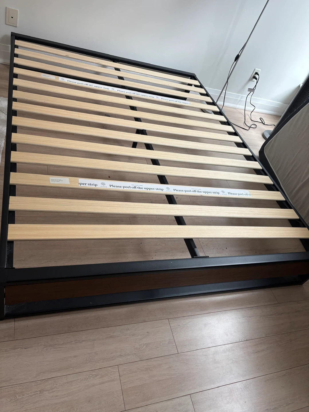 Queen Casper Mattress with Bed Frame - photo 4