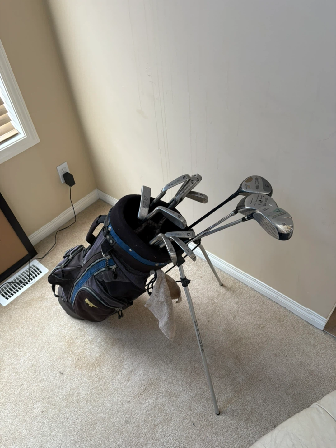 Golden Bear AccuForce II Golf Clubs w Bag