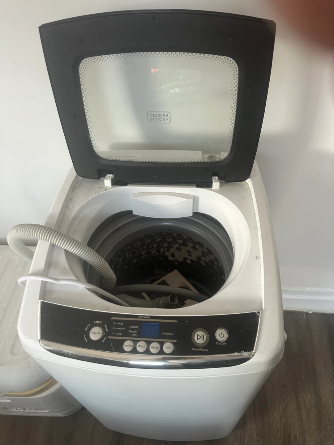 BLACK+DECKER Portable Washing Machine BPWM09W - photo 3