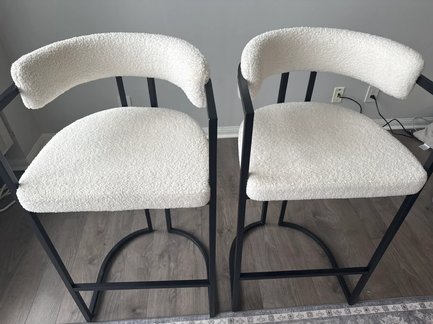 Set of 2 White Teddy Bouclé Counter Stools