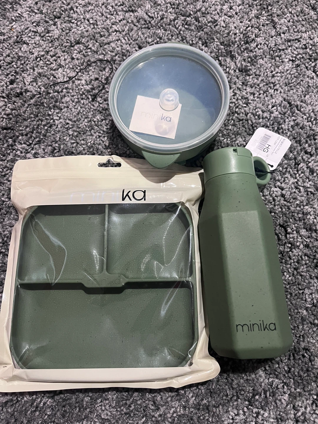 Minika Reusable Food Container Set with Water Bottle