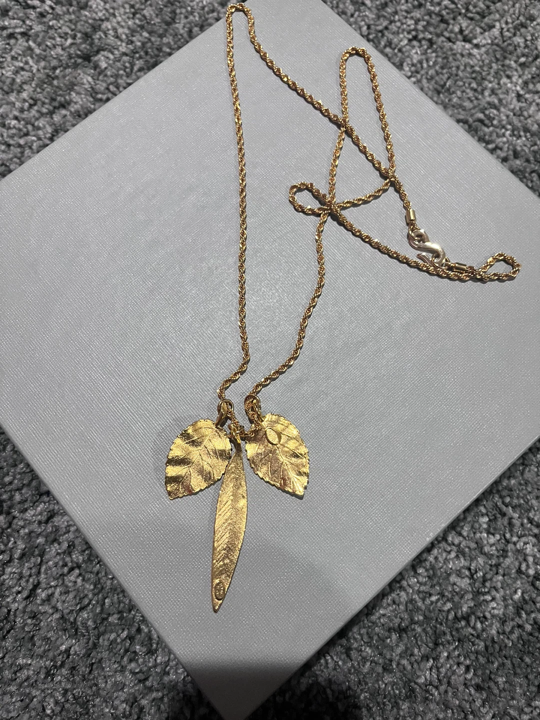 Gold Tone Leaf Pendant Necklace