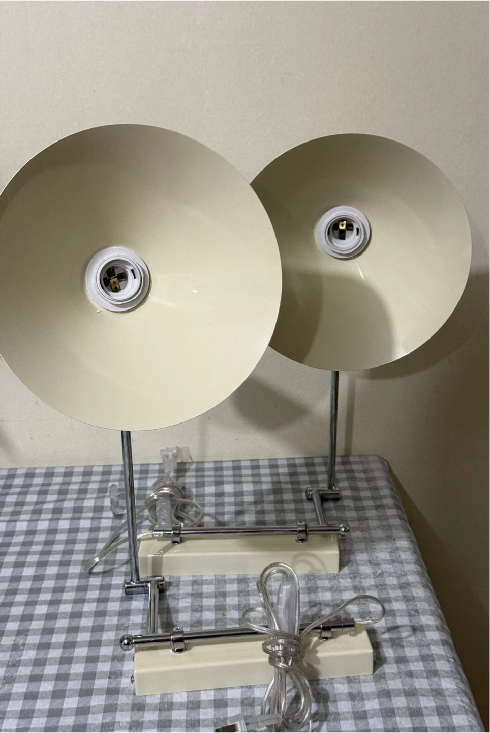 Cream Desk Lamps
