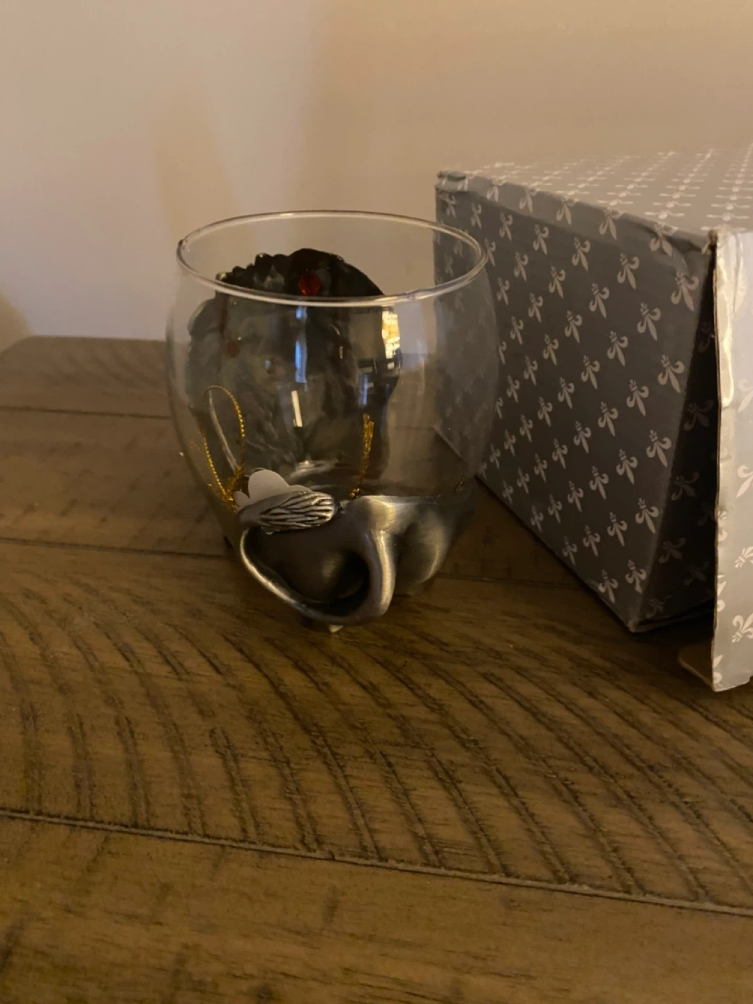 Glass Tumbler with Lion Base - photo 2