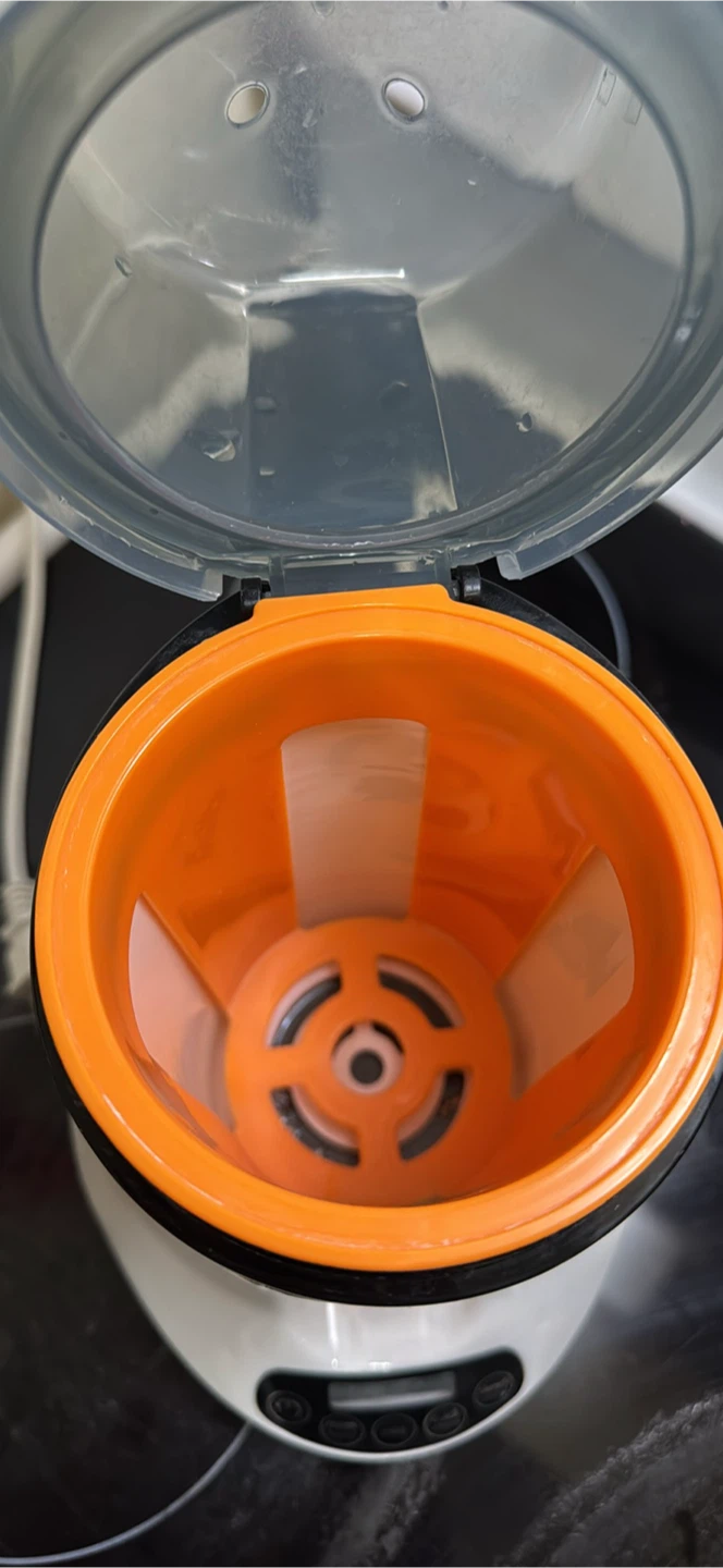 Baby Brezza Bottle Warmer - photo 2