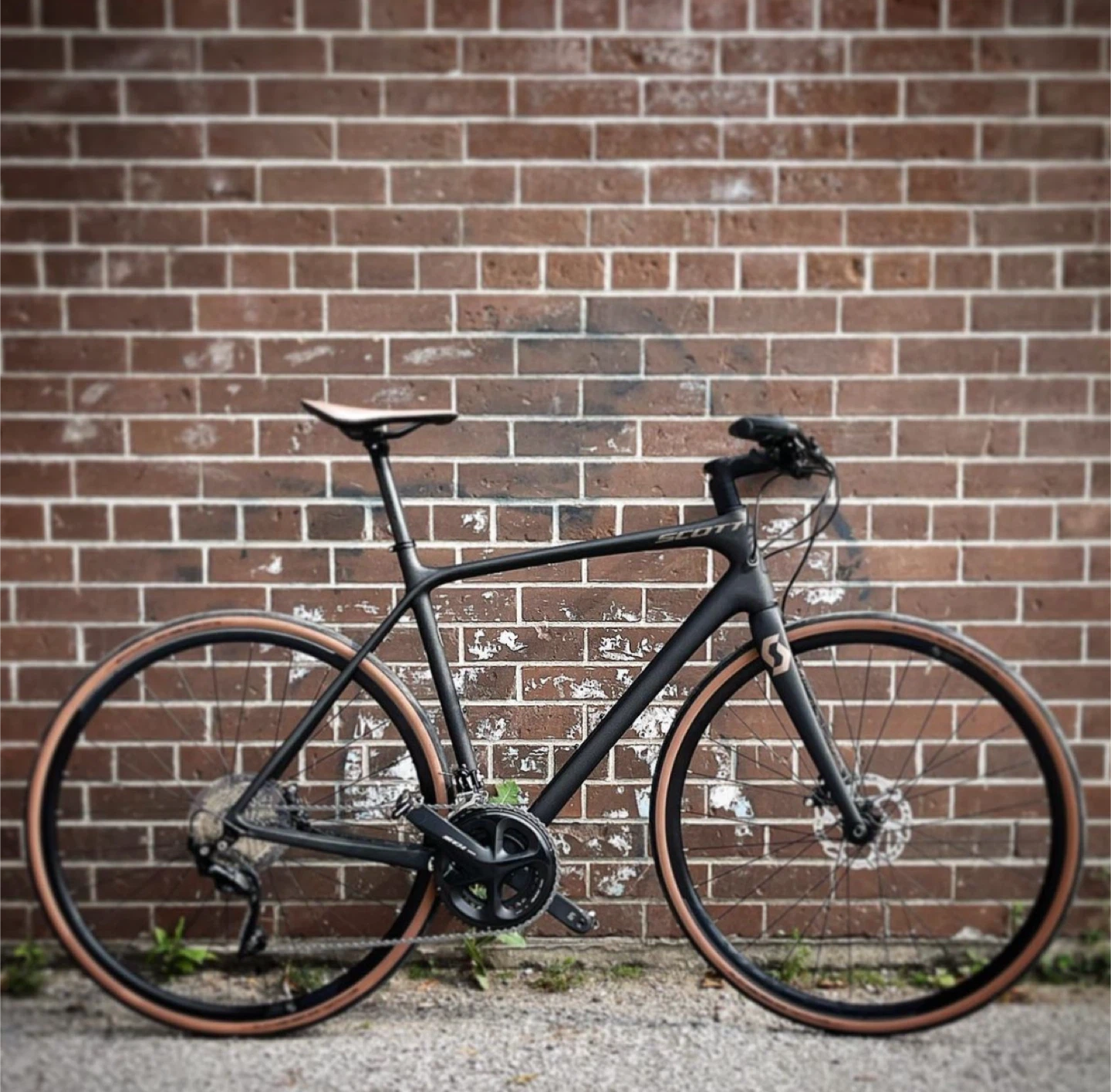 AMAZING DEAL!! Scott Metrix 10 Hybrid