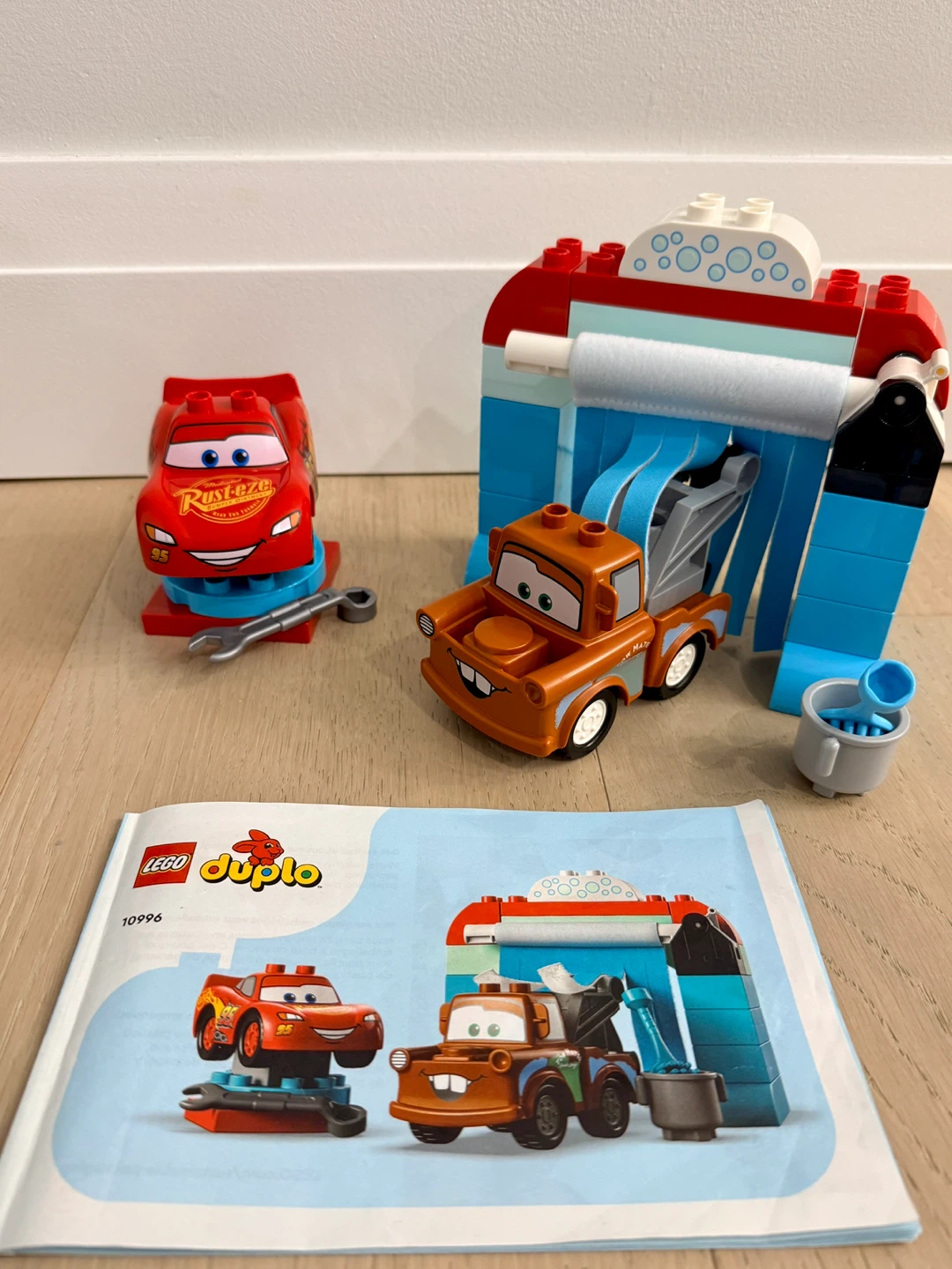 LEGO DUPLO Cars Lightning McQueen & Mater's Car Wash Fun 10996