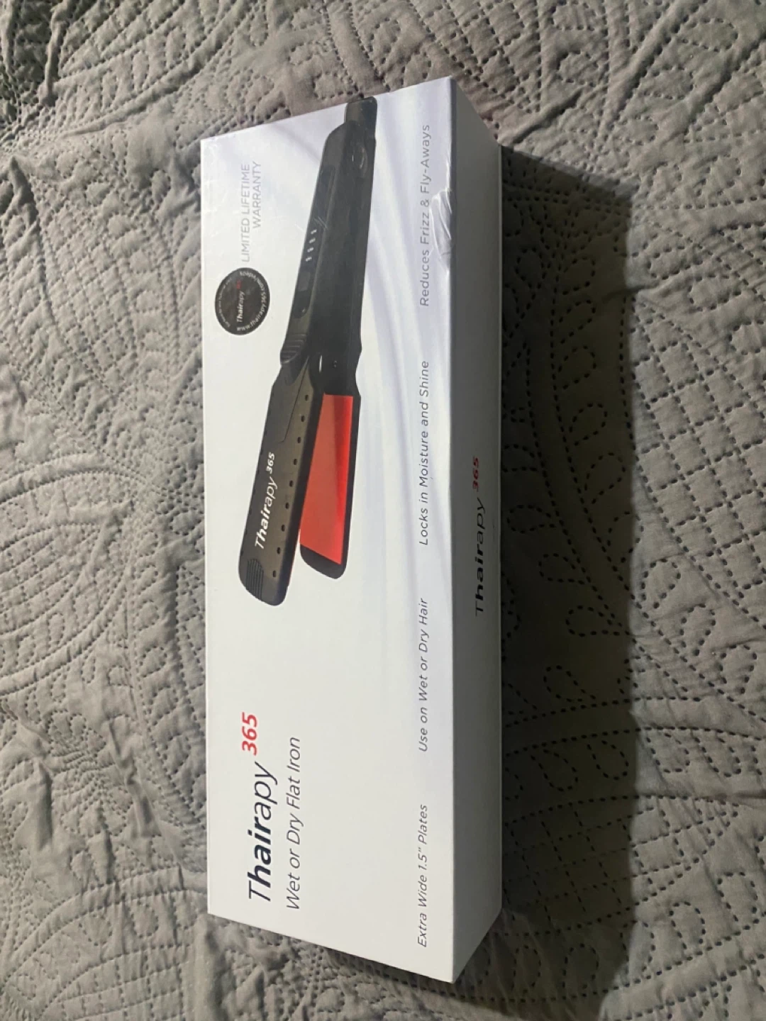 THAtherapy 365 Wet or Dry Flat Iron