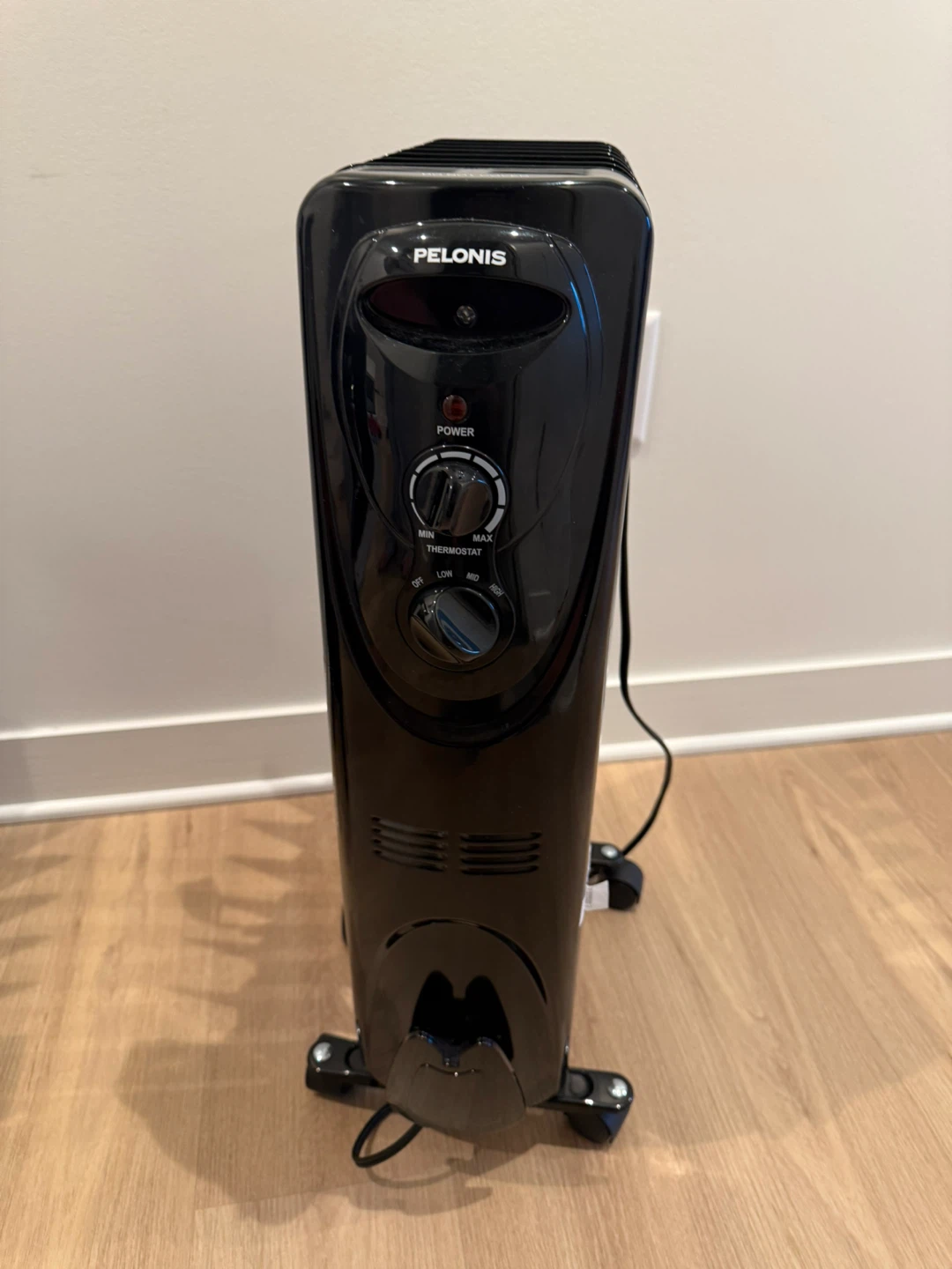 Pelonis Oil-Filled Radiant Heater PHO15A2AGB - photo 2