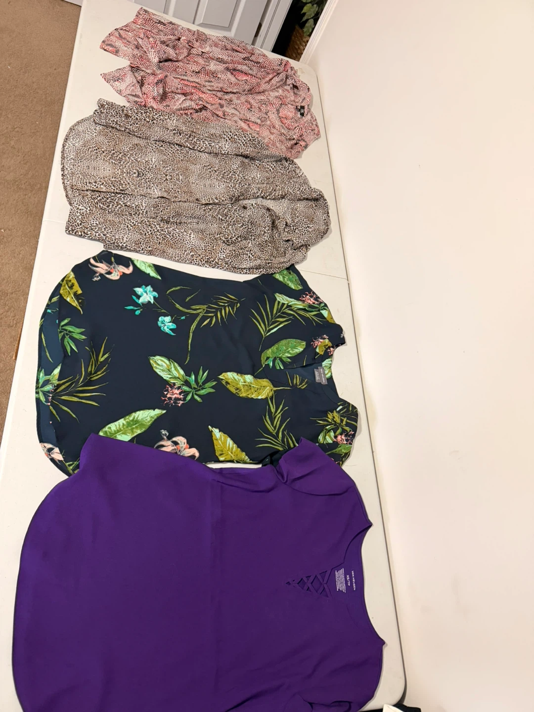 Bundle of 8 Women's Tops size xs - photo 3