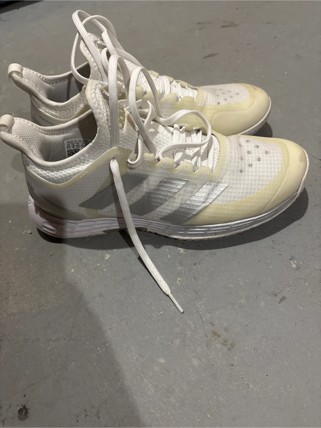 Adidas women court shoes