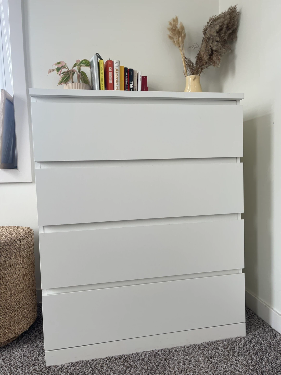 White 4-Drawer Dresser