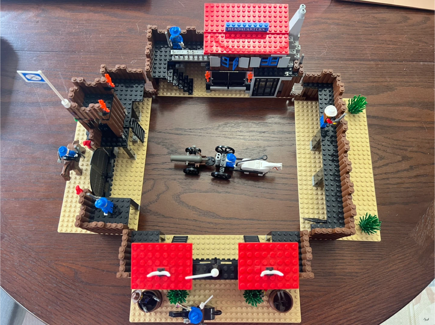Lego Fort Legoredo - photo 4