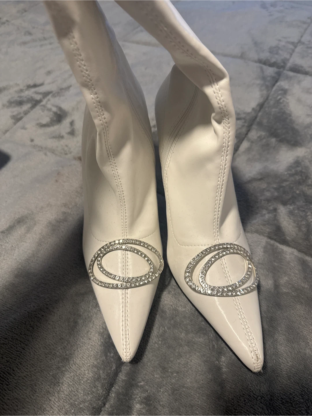 White BLU9838 BOUNCY Ankle Boots - Size 6.5 - photo 2