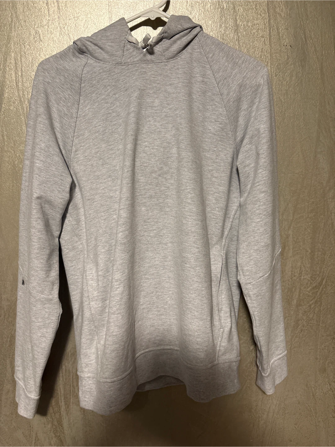 Lululemon men’s hoodie