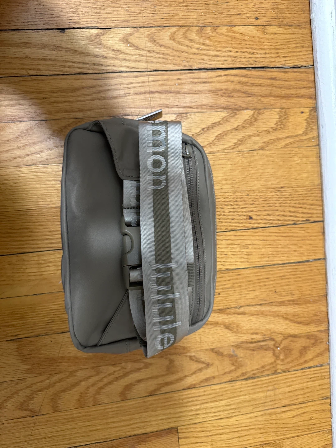 Lululemon Everywhere Belt Bag - Khaki - photo 2