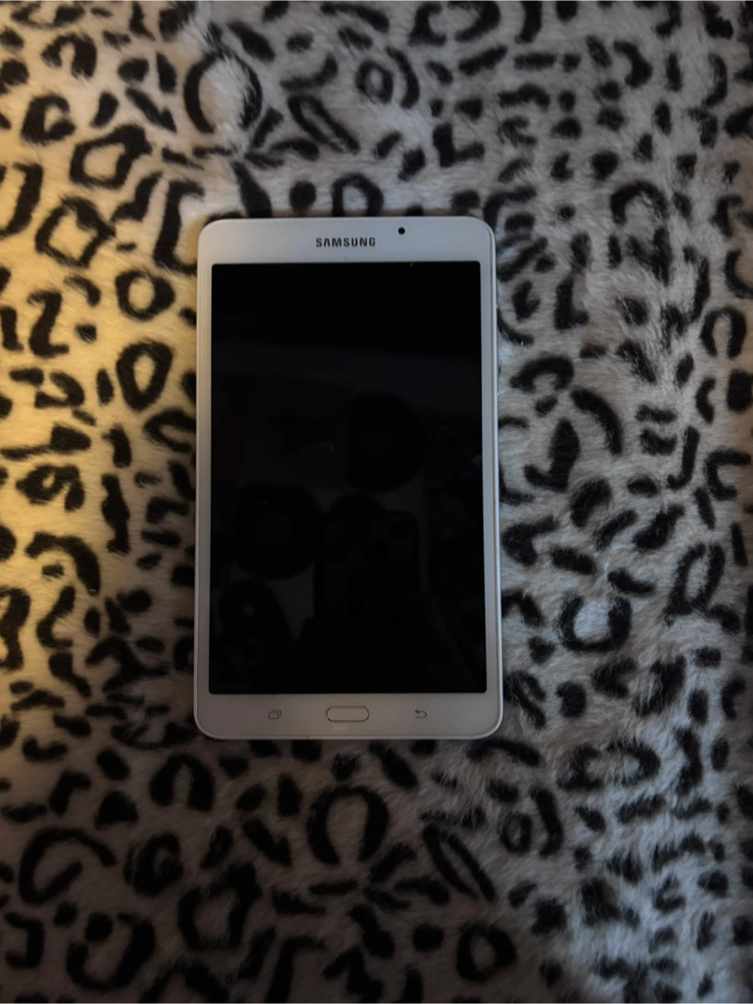 2 Samsung Tablet with Case - photo 2