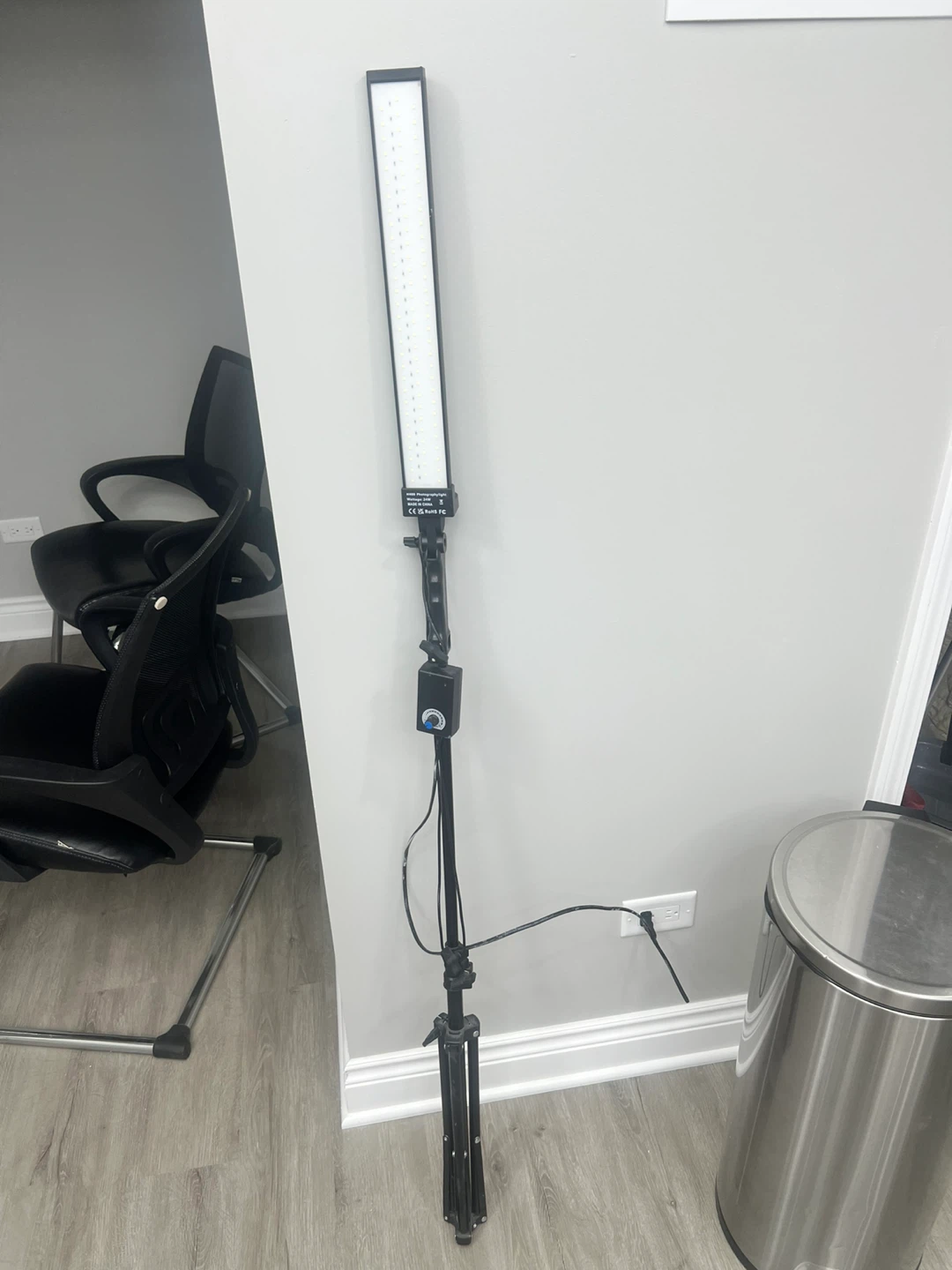 2 LED Tube Light with Stand