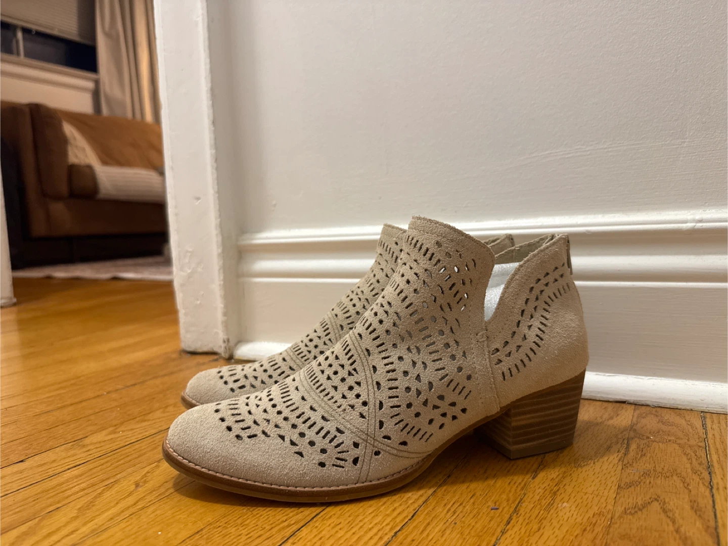 Earth Women's Tan Suede Cutout Ankle Boots