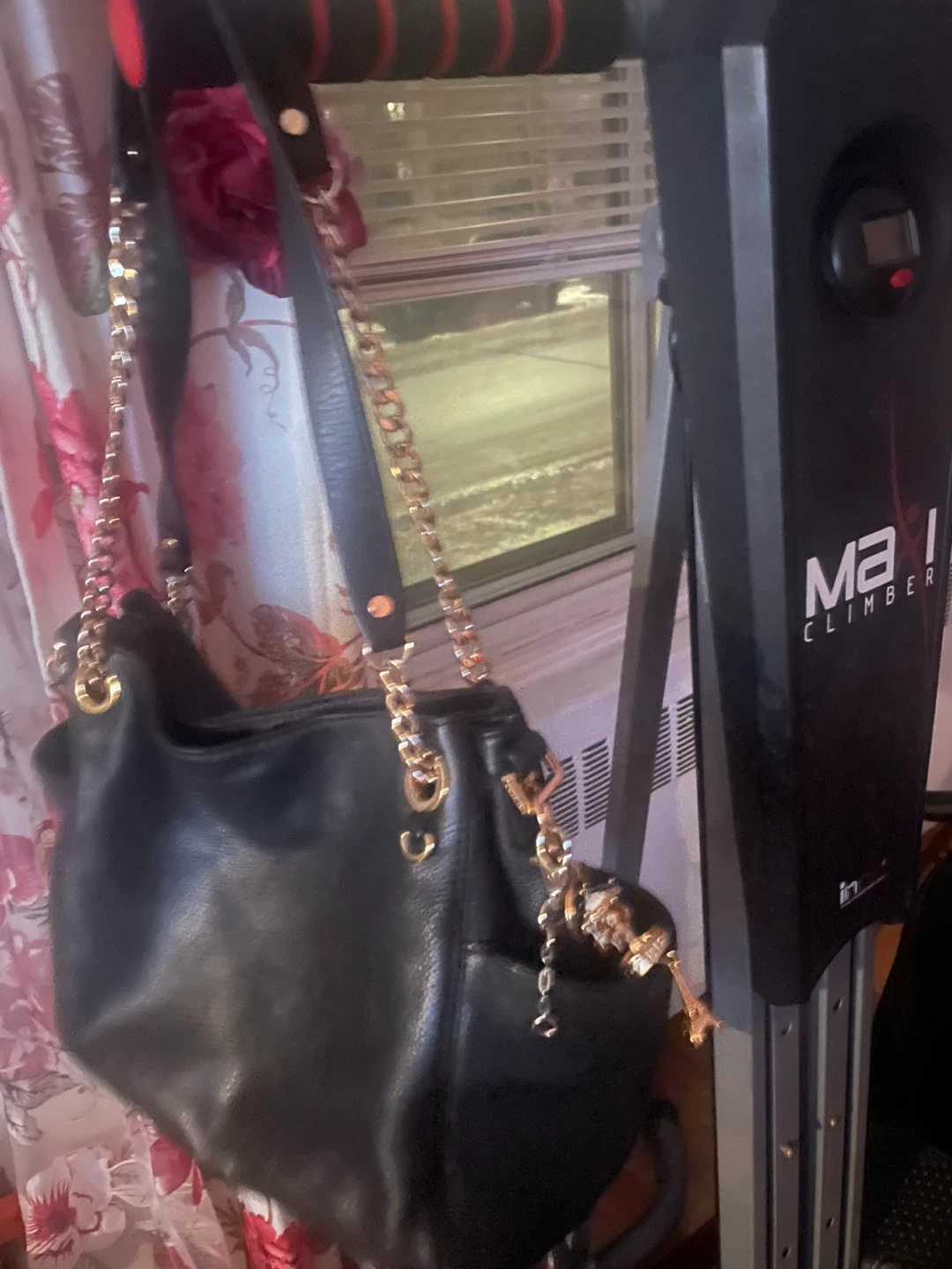 Black Leather Shoulder Bag with Gold Chain - photo 3