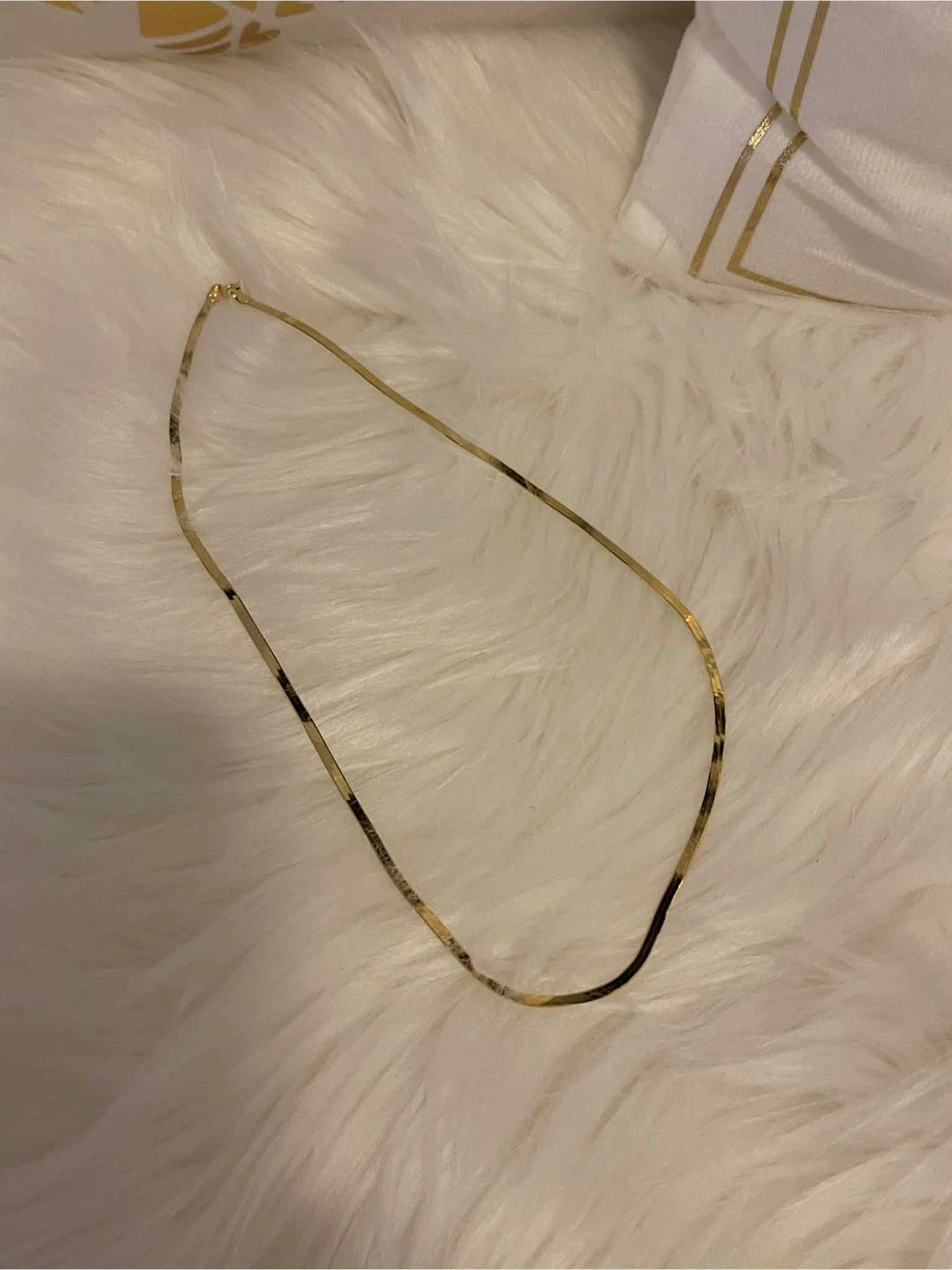 NEW- 10K SOLID GOLD 18” long /2.33mm Herringbone chain