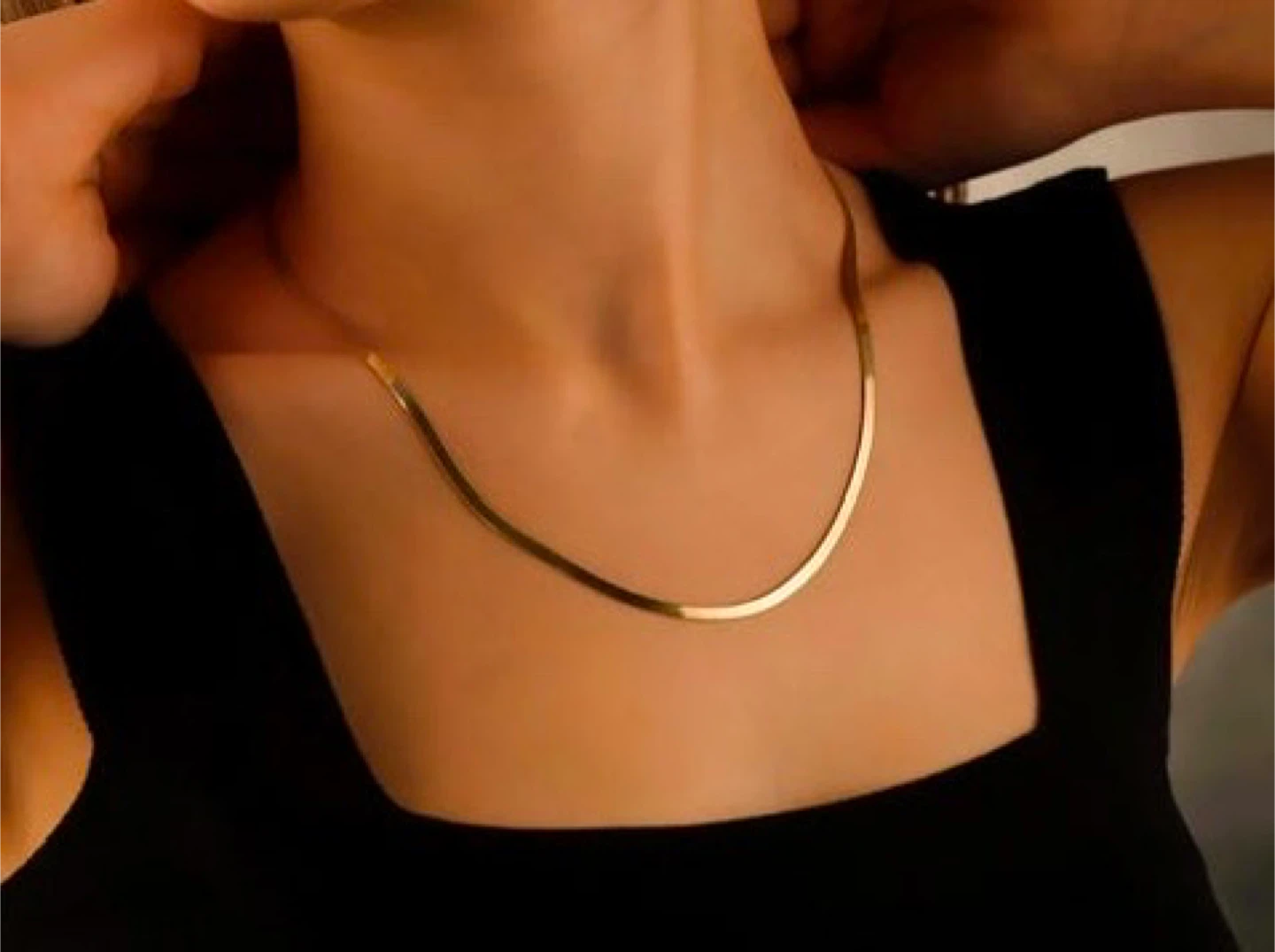 NEW- 10K SOLID GOLD 18” long /2.33mm Herringbone chain - photo 5