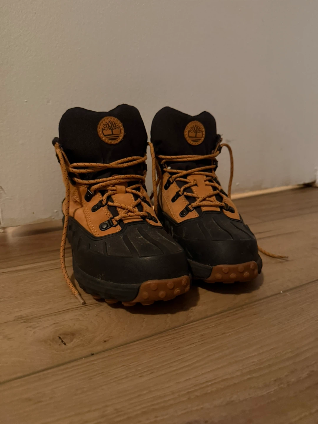 Timberland Boys' Waterproof Boots Size 6.5 US - photo 3