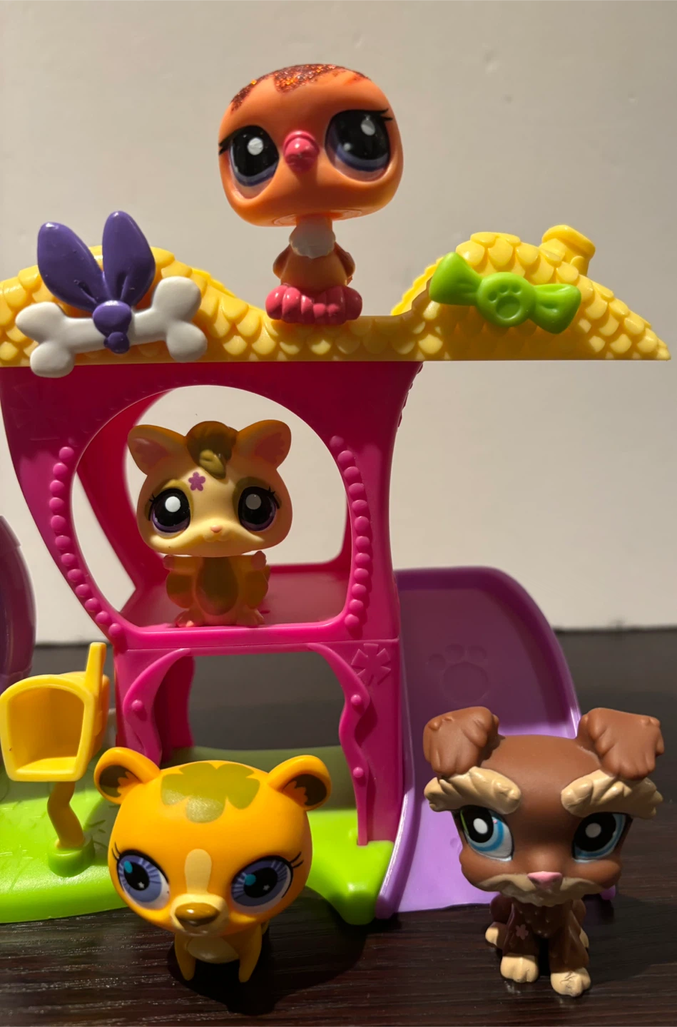 Littlest Pet Shop Playset with 6 Animals - photo 3