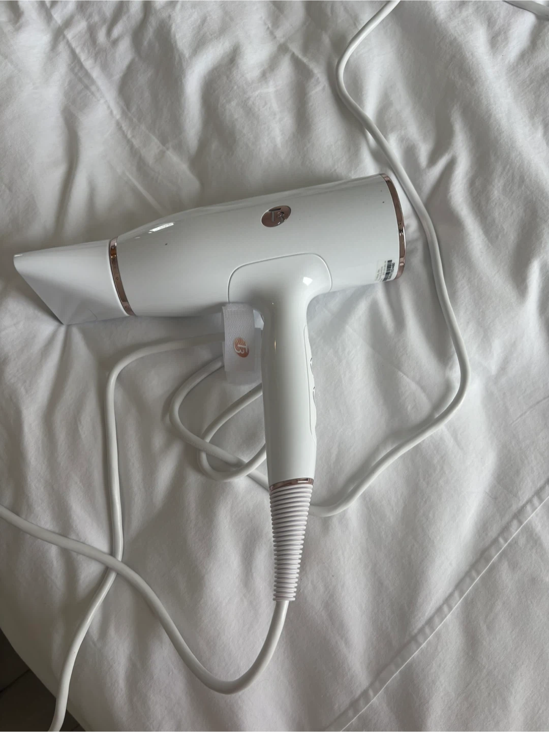 T3 airluxe hair dryer brand new