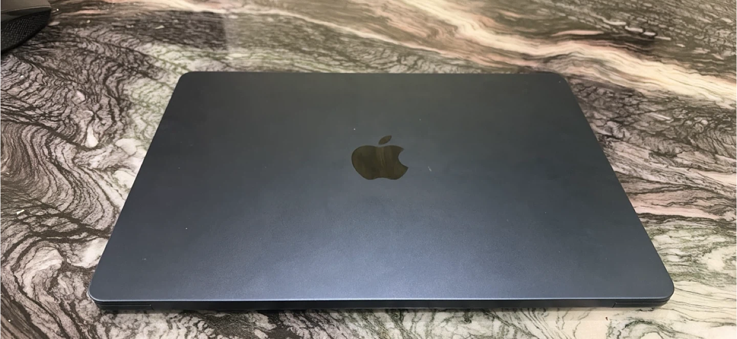Apple MacBook Air M2 with apple care+ till August 2027