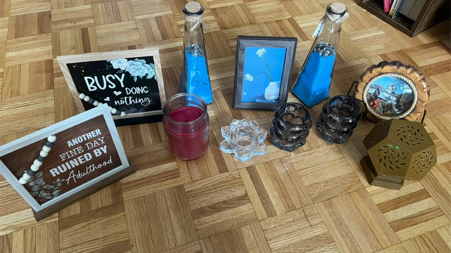Assorted Home Decor Items