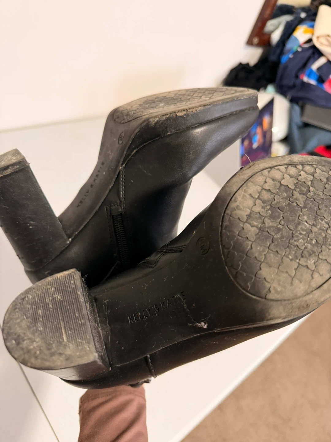 Kelly & Katie Black Ankle Boots Size 8M - photo 5