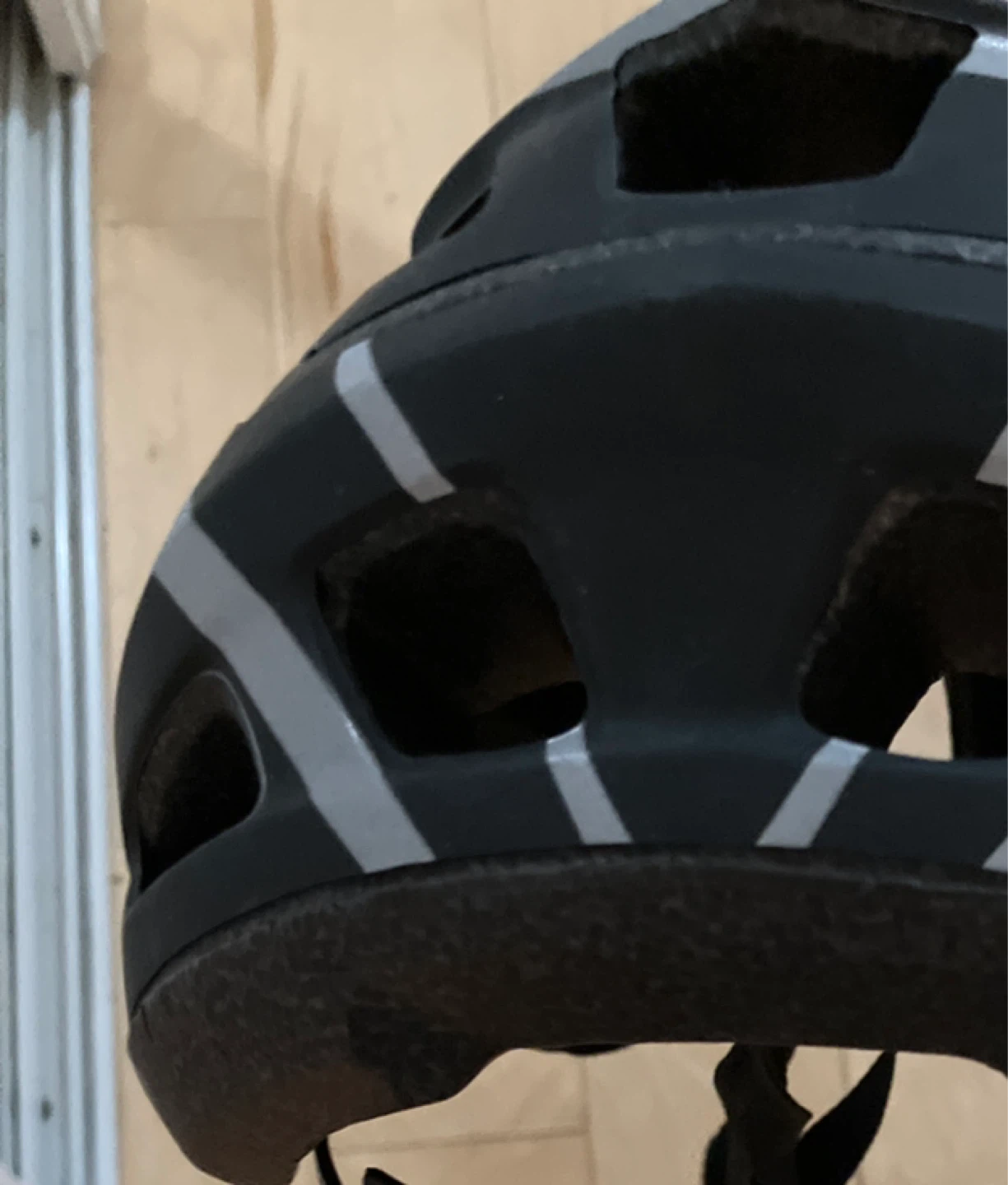 Black Bicycle Helmet - photo 2