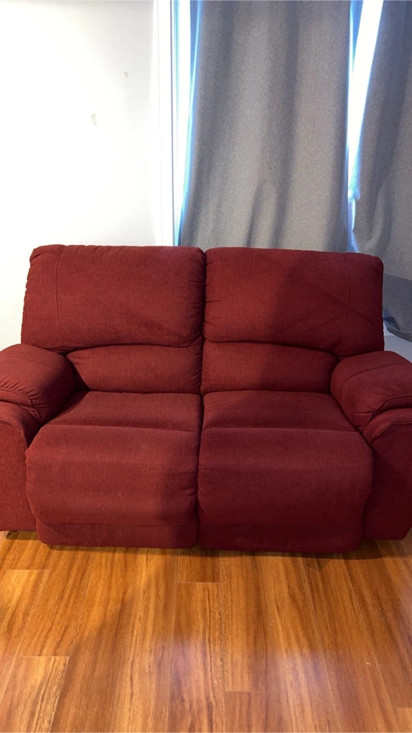 Red Reclining Loveseat 2 Seater - photo 2