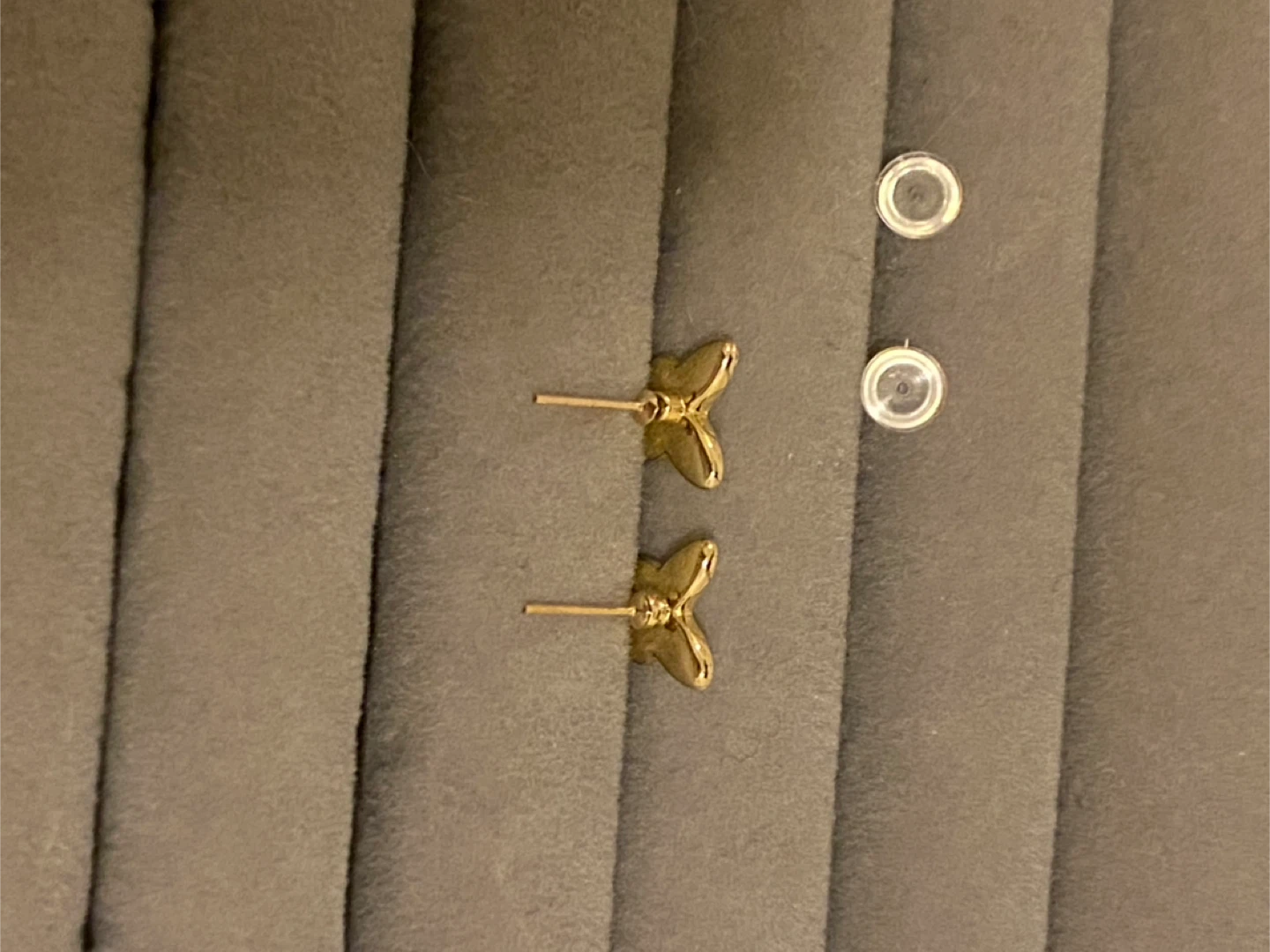 14k Solid Gold Australian Cryst Butterfly Stud silicon backing - photo 2