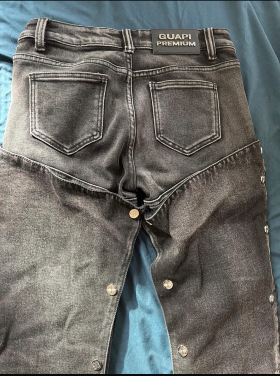 Guapi Premium Black Denim Jeans with Snap Button Details - photo 4
