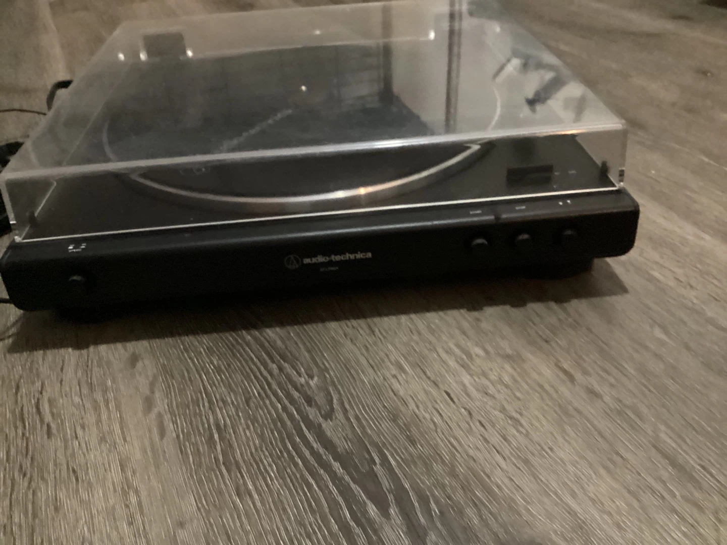 Audio-Technica Turntable - photo 2