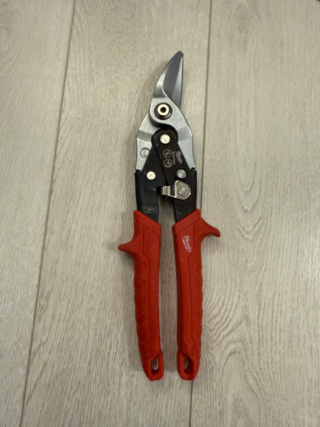 Milwaukee Aviation Snips (new)