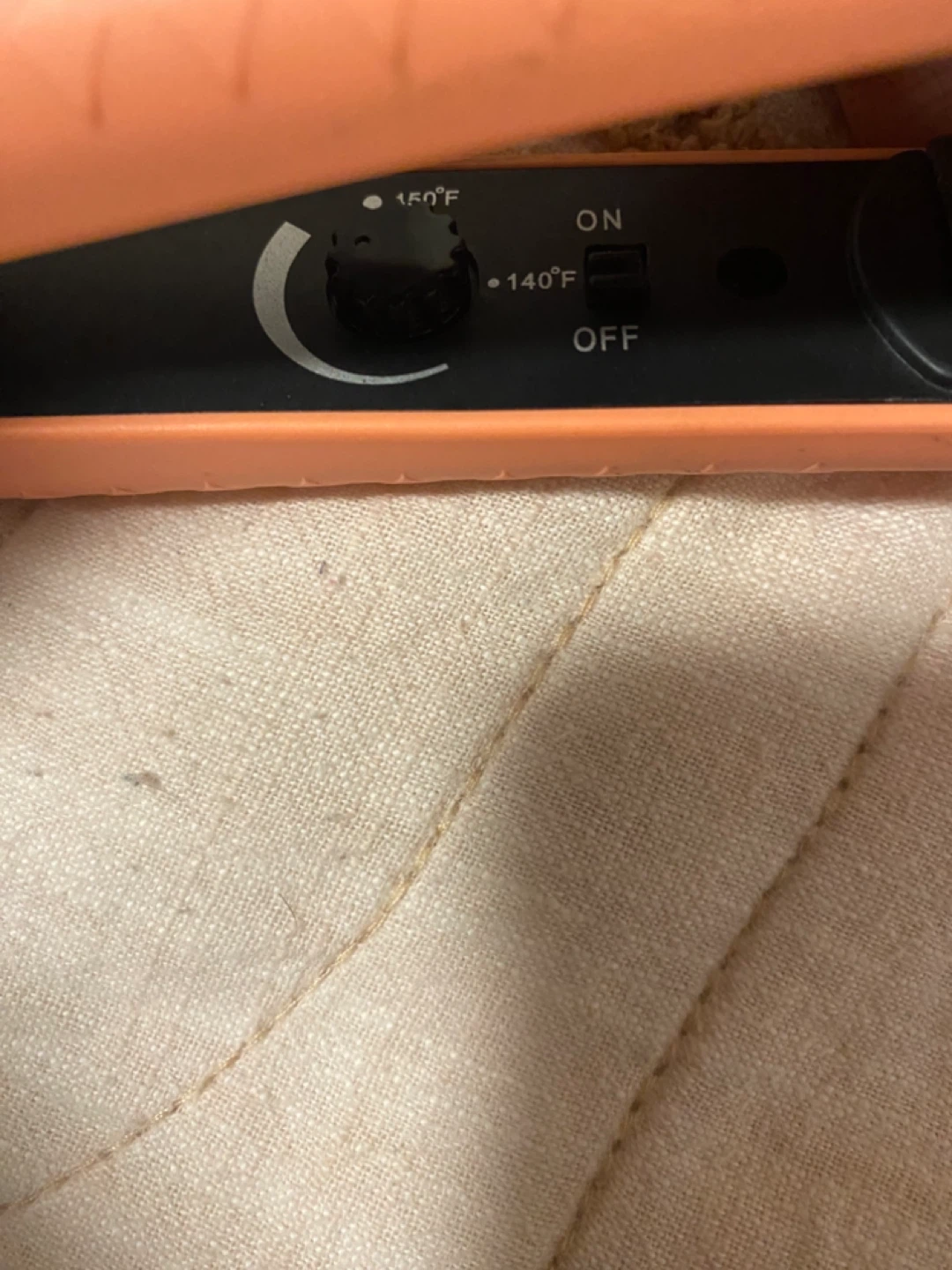Amika Hair Straightener - photo 3