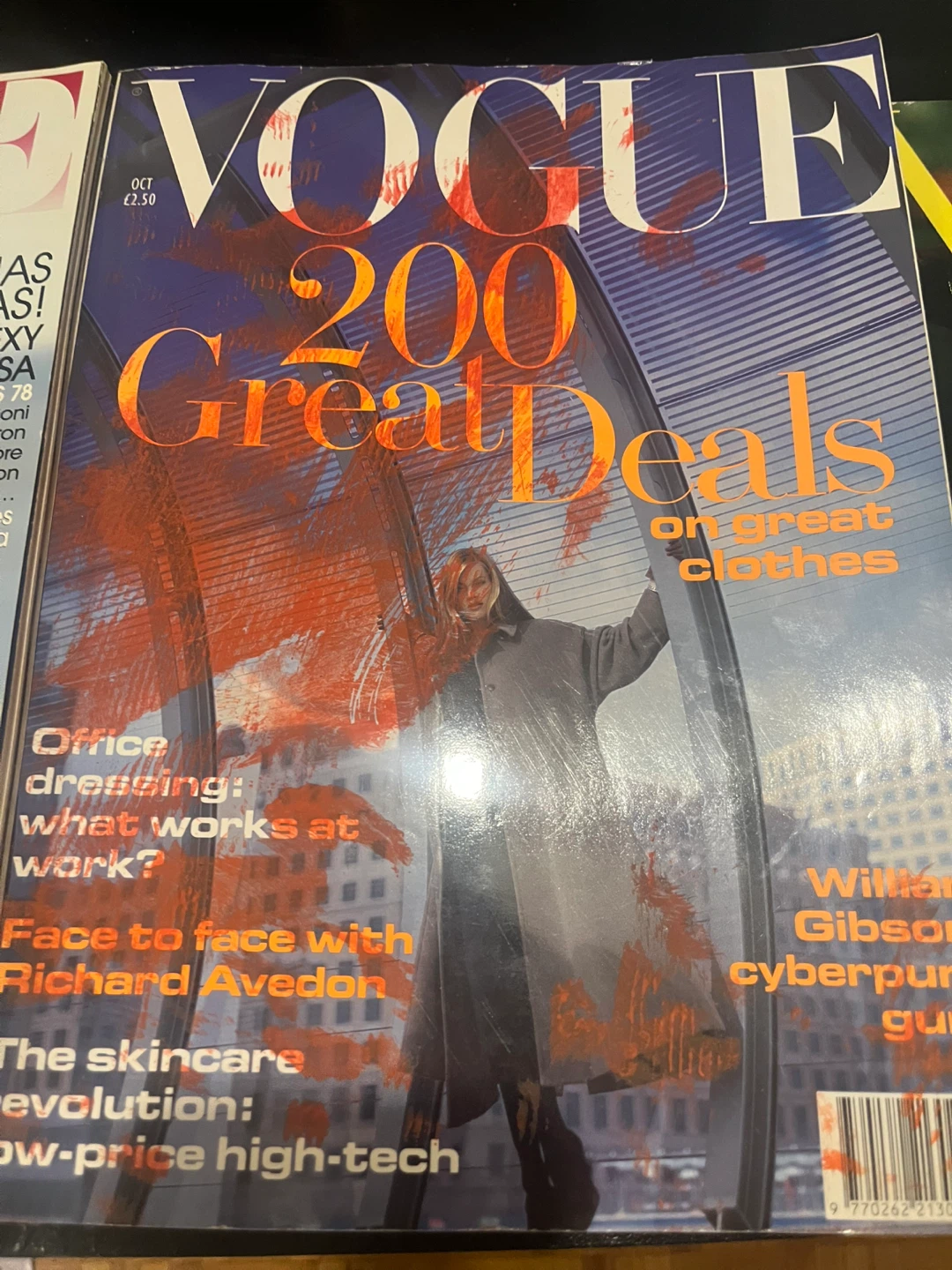 Vogue Magazine Bundle set of three Vogue UK, Spain and Canada - photo 5