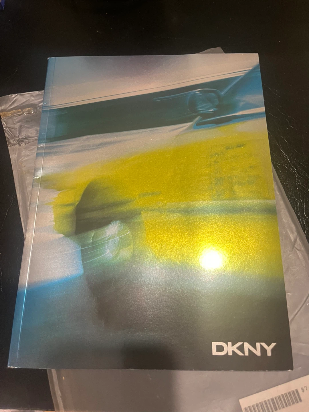 DKNY Fall 1999 Reflect Magazine rare, vintage mint condition - photo 2