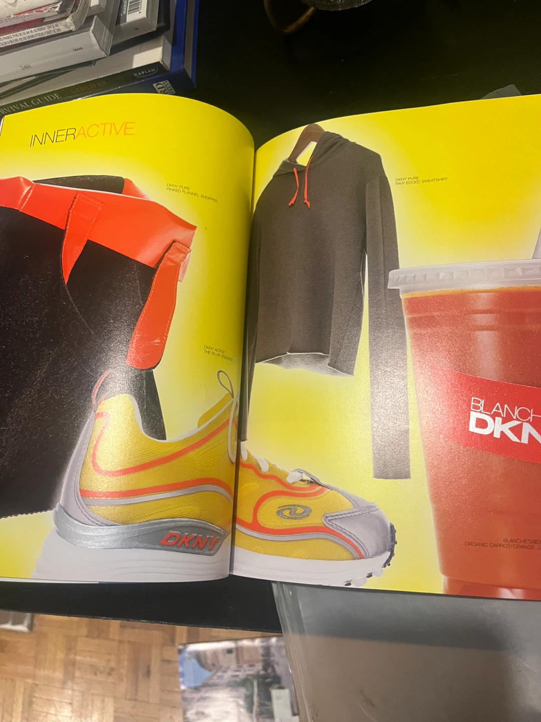 DKNY Fall 1999 Reflect Magazine rare, vintage mint condition - photo 5