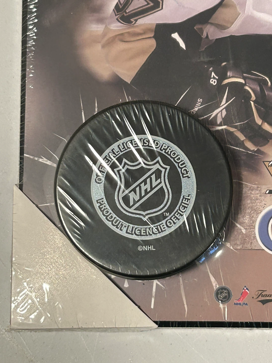 Sidney Crosby Pittsburgh Penguins NHL Puck and Canvas Print - photo 2