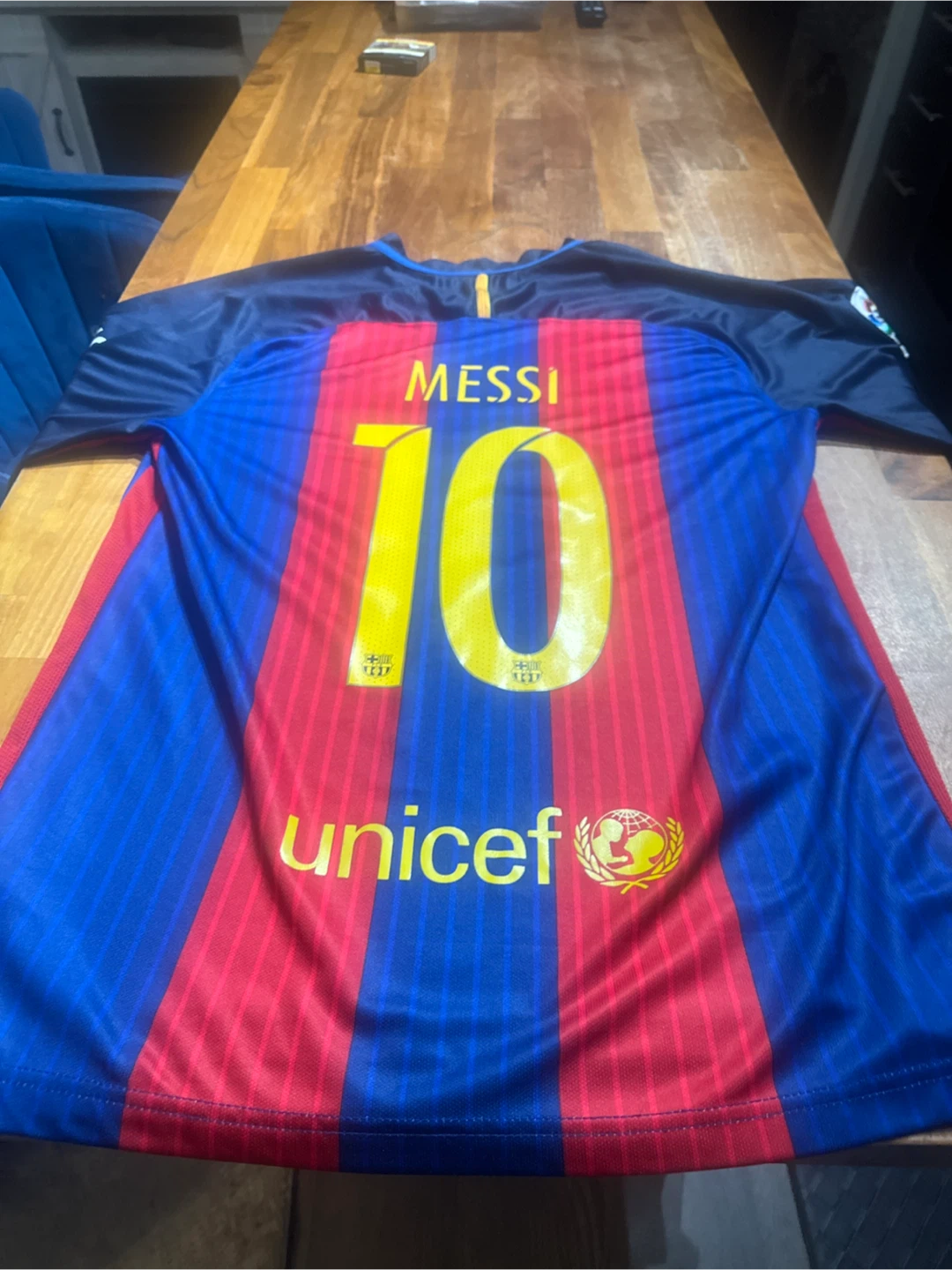 FC Barcelona Messi 10 Jersey large